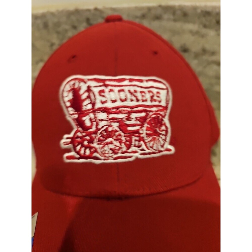 NEW Oklahoma Sooners OU Cap Captivating Headwear Embroidered Strap Back Red Hat - Picture 6 of 8